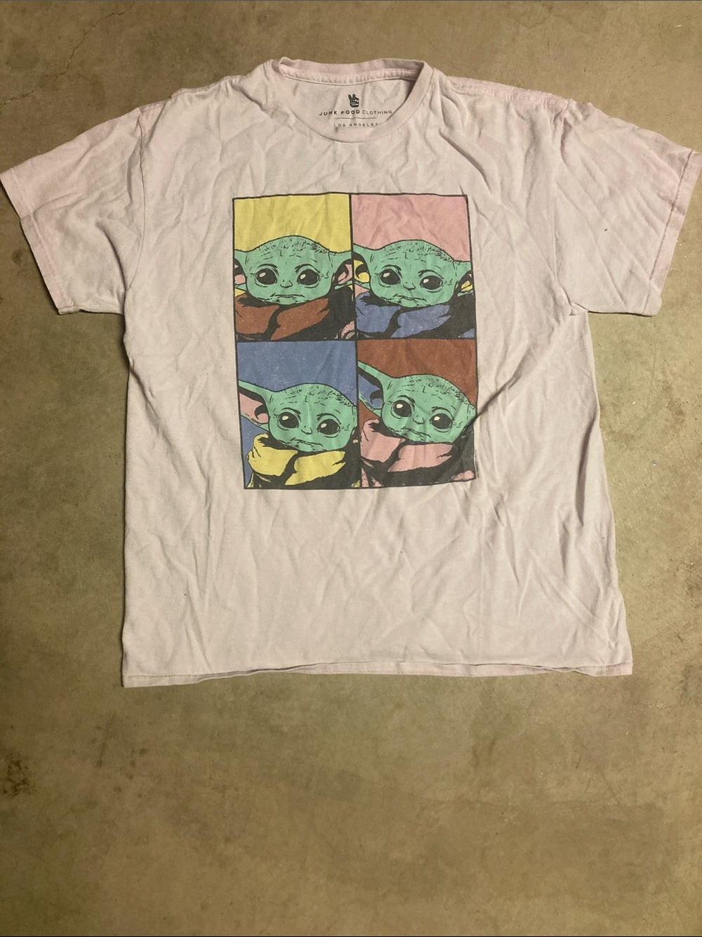 Junk Food LA Baby Yoda Grogu Andy Warhol Quadruple Print Women’s Size L Tshirt